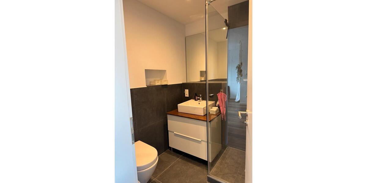 Dachgeschoßwohnung Köln Mülheim - 2 Zimmer, 50 m&sup2;, 1.030&euro; | Angebot:26349039