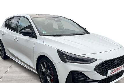 Ford Focus 9.860 km 29.990 &euro; Rösrath 51503