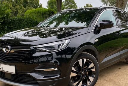 Opel Grandland (X) 99.000 km 15.400 € Niederkassel 53859