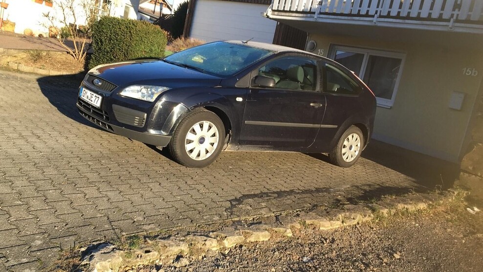 Ford Focus 132.000 km 2.500 € Wipperfürth 51688