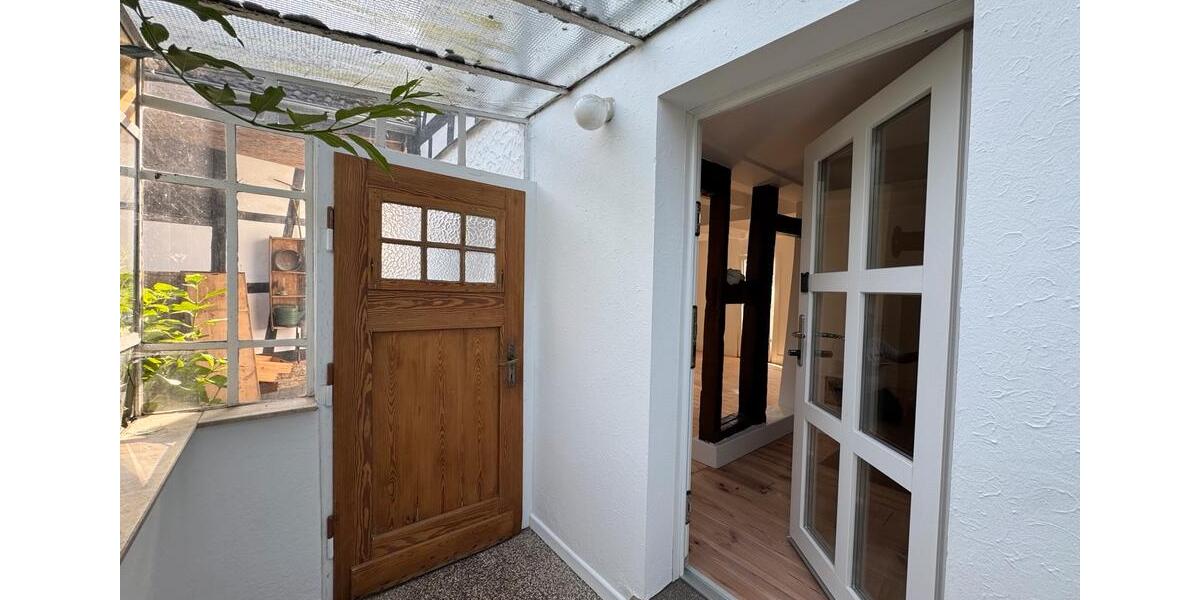 Einfamilienhaus Hennef (Sieg) - 3 Zimmer, 116 m&sup2;, 375.000&euro; | Angebot:25118420