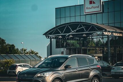 Ford Kuga 142.000 km 14.500 &euro; Bedburg 50181