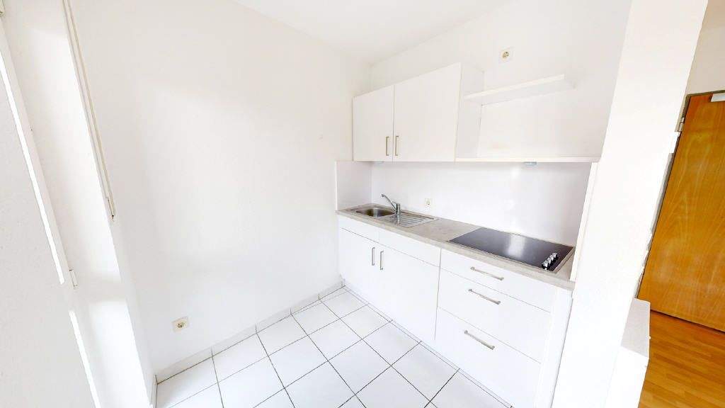 Erftstadt-Lechenich! Sonnenhelles Apartment mit Balkon und Stellplatz in begehrter Wohnlage! (LK 4915) 1 zimmer