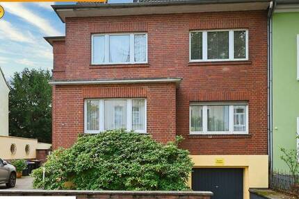 Haus Köln Weiden - 9 Zimmer, 251 m&sup2;, 1.150.000&euro; | Angebot:23883404