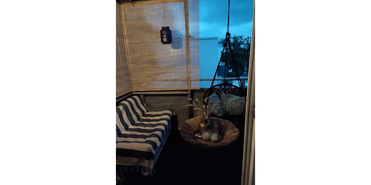 Etagenwohnung Bergisch Gladbach Frankenforst - 2 Zimmer, 82 m&sup2;, 1.200&euro; | Angebot:27592588