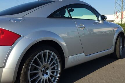 Audi TT 188.000 km 8.300 € Köln 51063