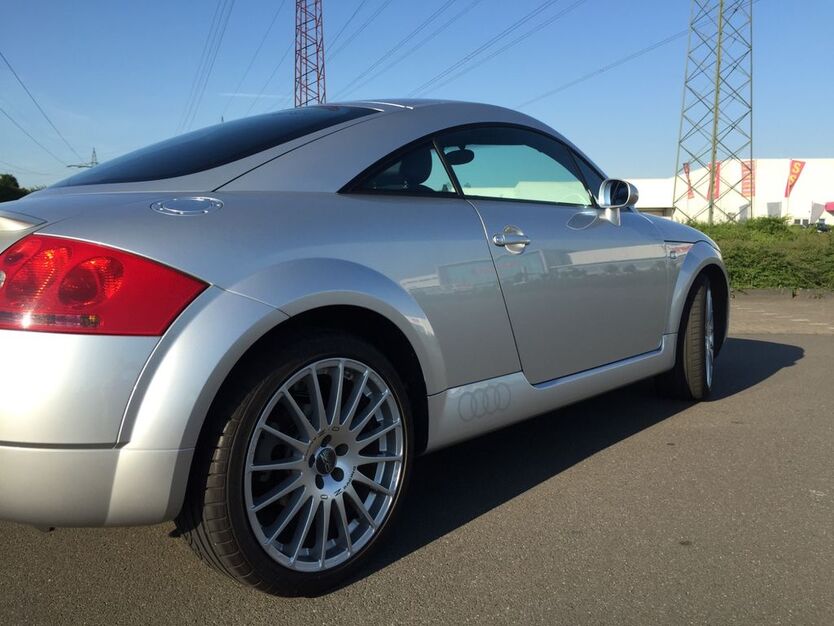 Audi TT 188.000 km 8.300 € Köln 51063