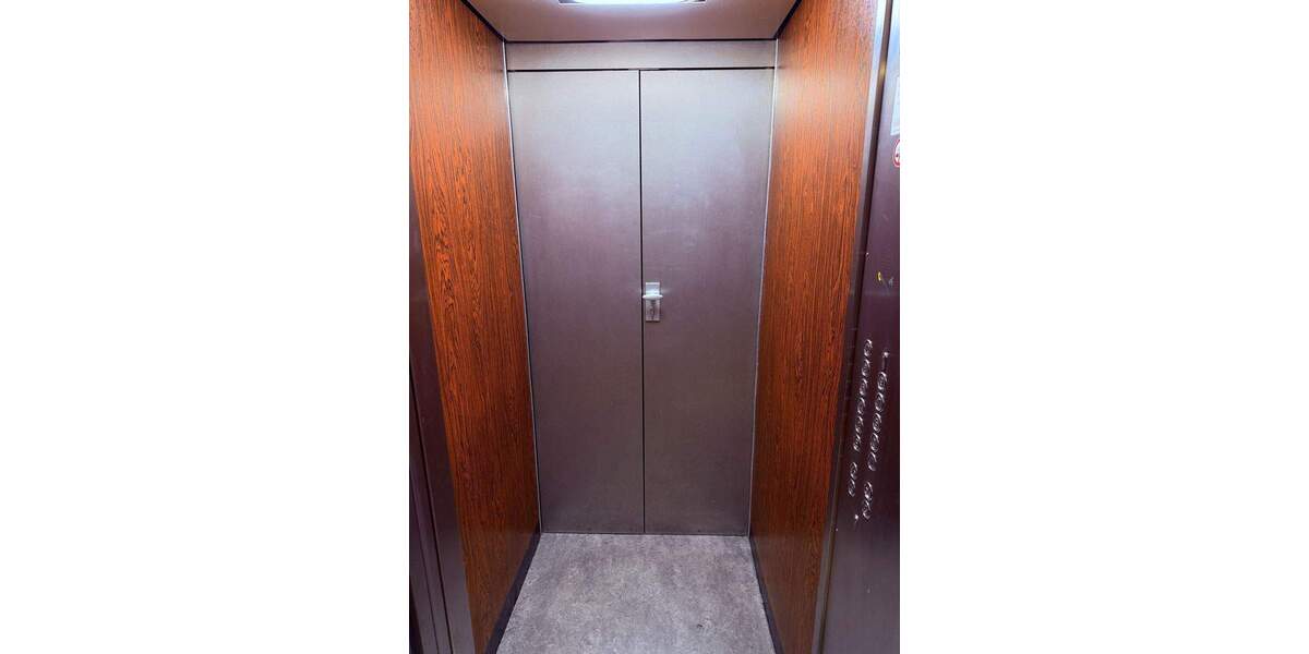 Etagenwohnung Köln Westhoven - 3 Zimmer, 96 m&sup2;, 1.400&euro; | Angebot:25361837