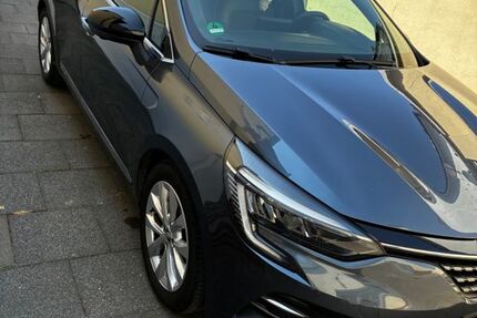 Renault Clio 62.600 km 12.200 &euro; Bornheim 53332