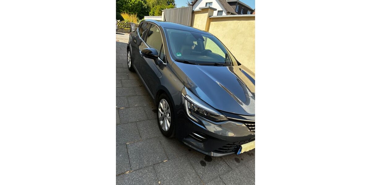 Renault Clio 62.600 km 12.200 &euro; Bornheim 53332