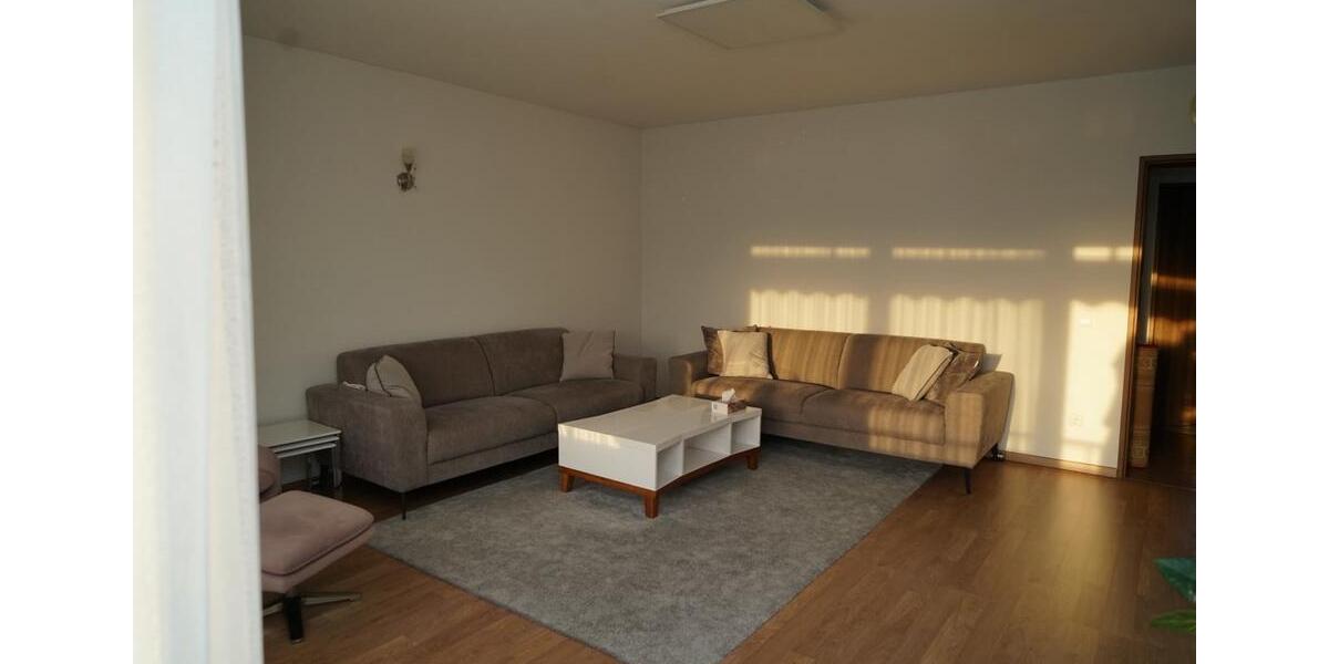Dachgeschoßwohnung Siegburg - 4 Zimmer, 90 m&sup2;, 289.000&euro; | Angebot:27044150