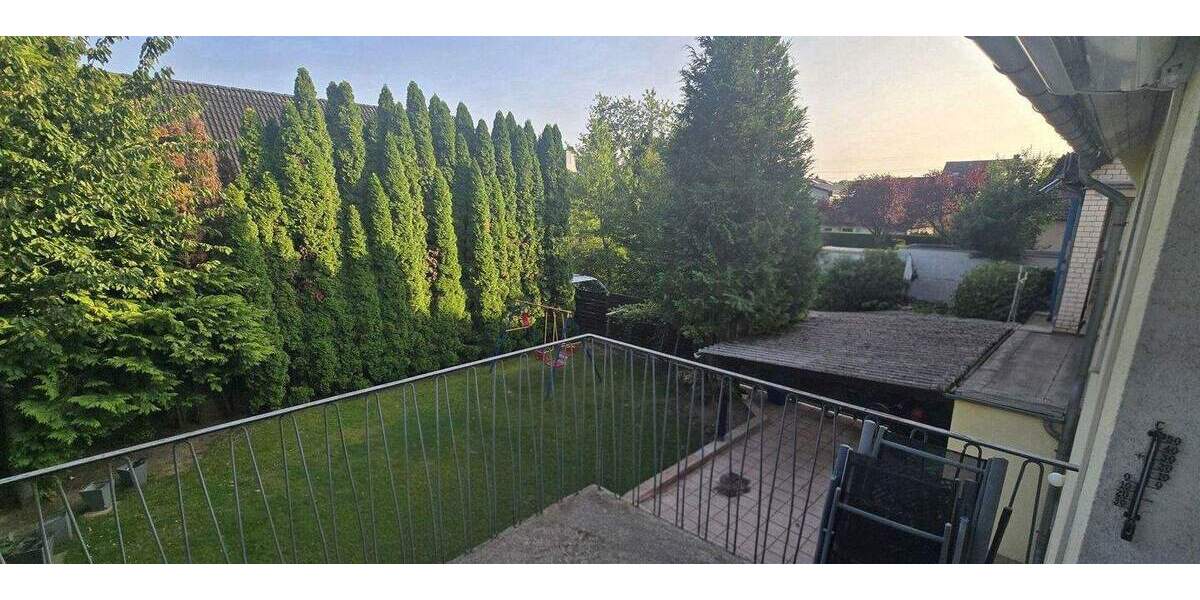 Helle 3-Zimmer-Wohnung mit großer Terrasse ins Grüne - Köln-Holweide 3 zimmer