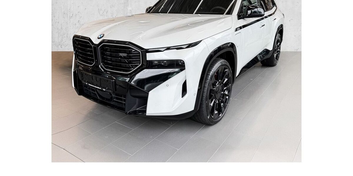 BMW XM 6.000 km 104.900 &euro; Köln Süd 50968