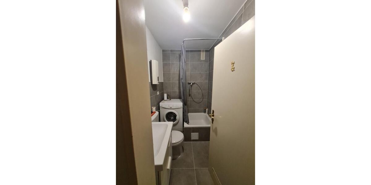 Etagenwohnung Köln Nippes - 2 Zimmer, 38 m&sup2;, 159.000&euro; | Angebot:26945381