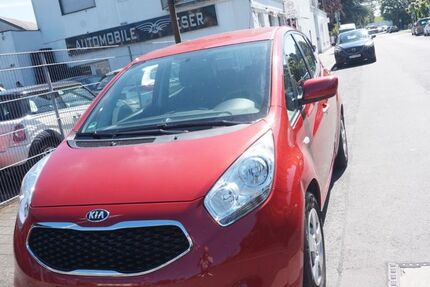 Kia Venga 32.215 km 11.299 &euro; Köln 51143
