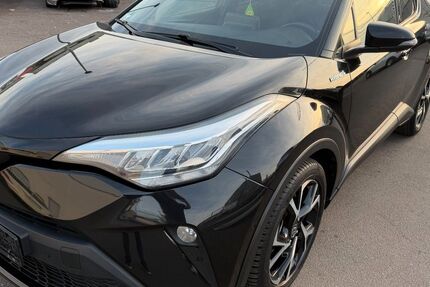 Toyota C-HR 124.795 km 17.850 &euro; Köln 50827