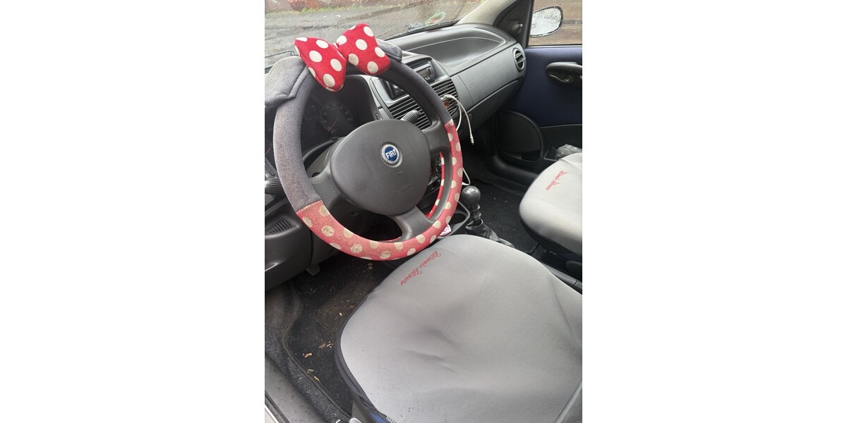 Fiat Punto 138.128 km 1.199 &euro; Köln 50667