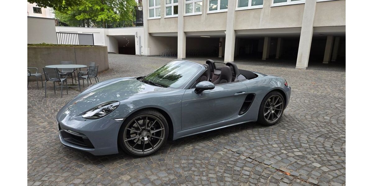 Porsche Boxster 10.500 km 92.000 &euro; Bonn 53115