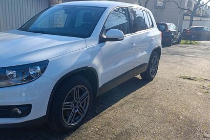 VW Tiguan 230.350 km 7.499 &euro; Köln 50769
