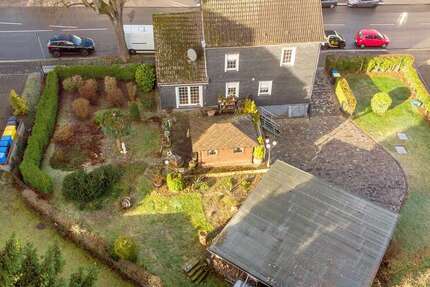 Haus zum Kaufen in Solingen 429.000 € 145 m² 6 zimmer