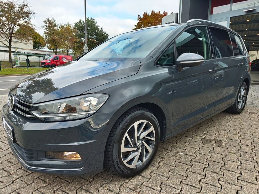 VW Touran 117.978 km 16.490 € Remscheid 42855