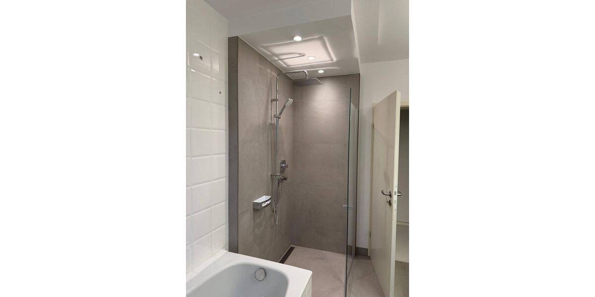 Etagenwohnung Bergisch Gladbach Gladbach - 3 Zimmer, 110 m&sup2;, 1.630&euro; | Angebot:26791489