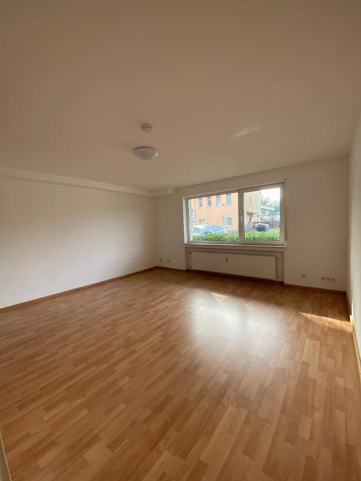 schöne Wohnung in Solingen Ohligs mit Küche und Stellplatz zimmer