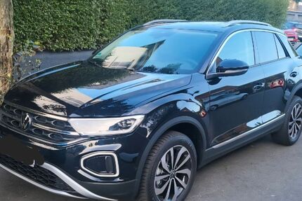 VW T-Roc 24.500 km 21.700 &euro; Solingen 42697