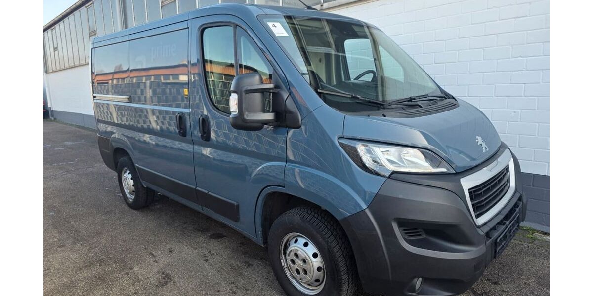 Peugeot Boxer 185.000 km 8.250 &euro; Köln 51149