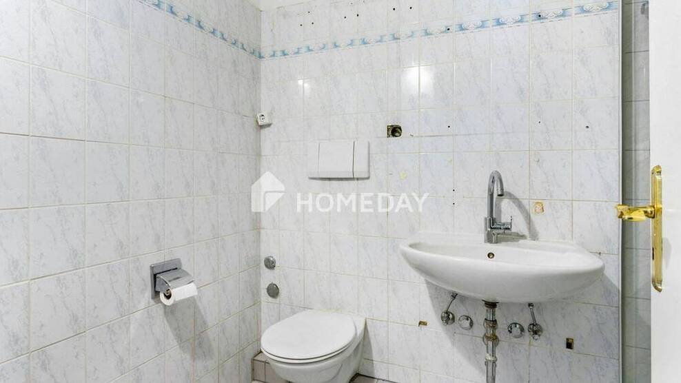 Raumwunder! Geräumige, helle 4-Zimmer-Wohnung auf 106 m² mit Westbalkon & TG-Stellplatz