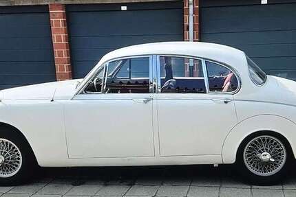 Jaguar MK II 95.556 km 21.900 € Bergisch Gladbach 51429