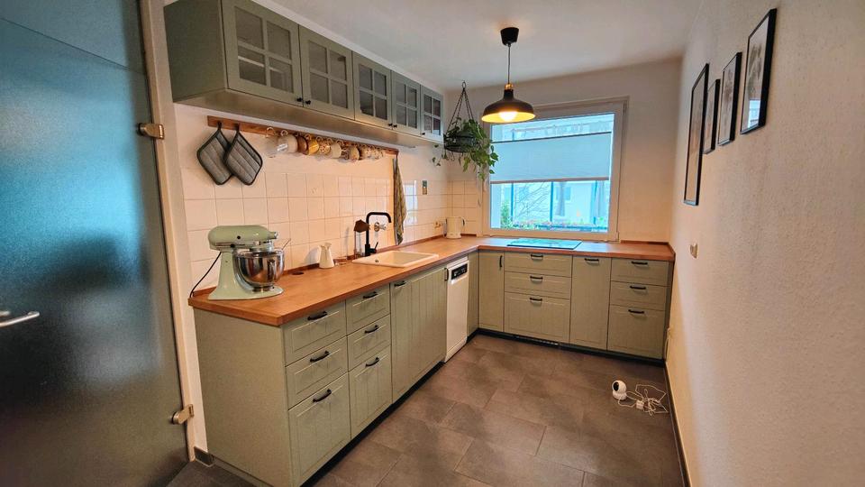 Befristete Untermiete - möblierte Wohnung - inkl. 2 Katzen 3 zimmer