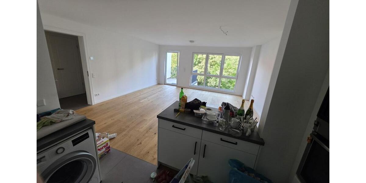 Etagenwohnung Hilden Forstbach - 3 Zimmer, 110 m&sup2;, 1.750&euro; | Angebot:25479741