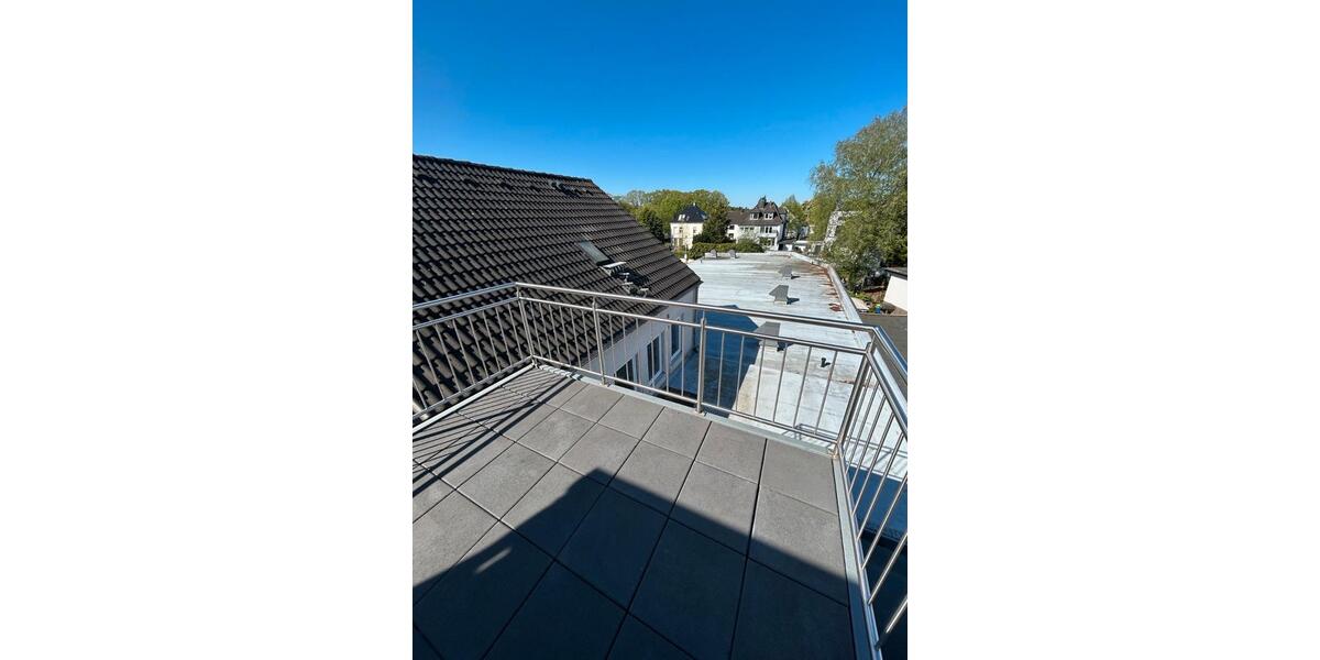 Dachgeschoßwohnung Solingen Ohligs - 3 Zimmer, 90 m&sup2;, 855&euro; | Angebot:26292984