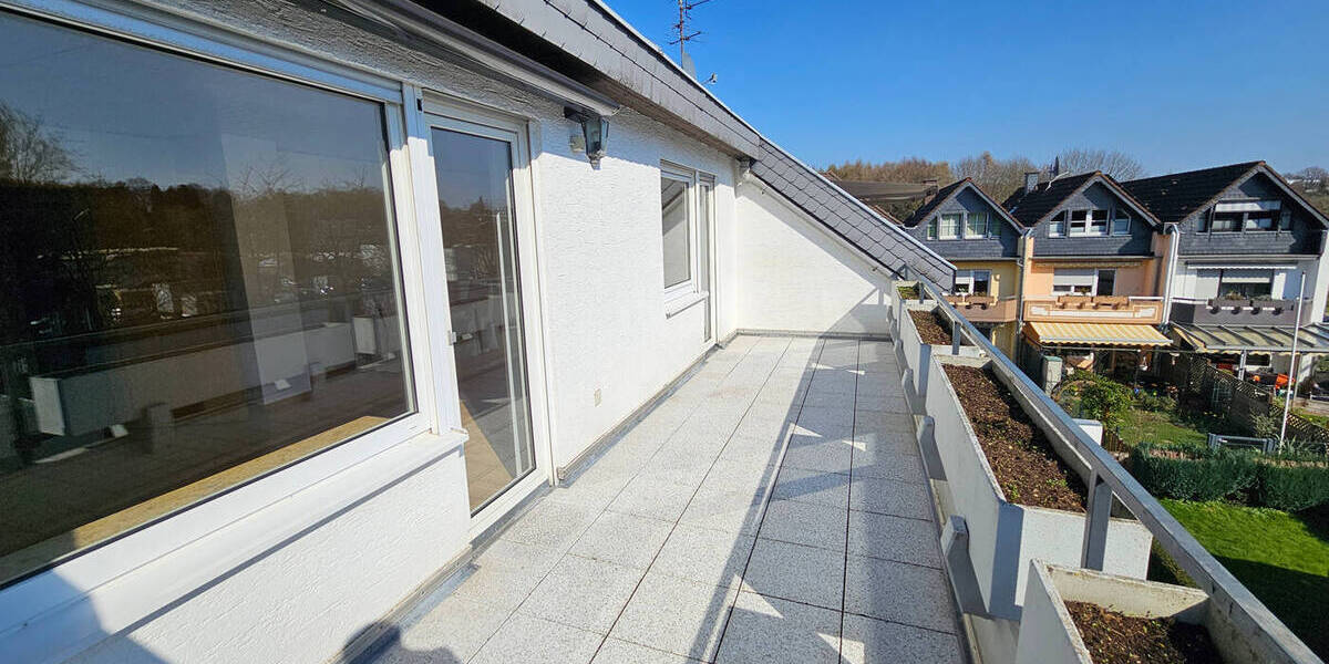 Etagenwohnung Burscheid - 2 Zimmer, 80 m&sup2;, 220.000&euro; | Angebot:25938791