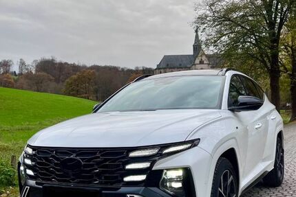 Hyundai TUCSON 3.200 km 33.900 &euro; Bergisch Gladbach 51467