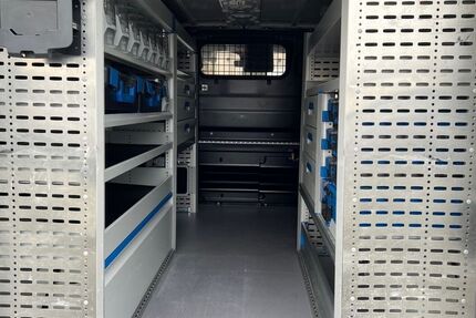 Opel Vivaro 117.770 km 19.900 € Köln-Riehl 50735