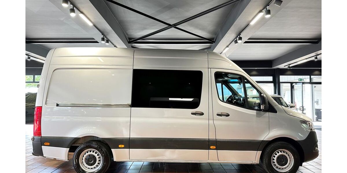 Mercedes-Benz Sprinter 142.748 km 26.950 &euro; Bonn 53177