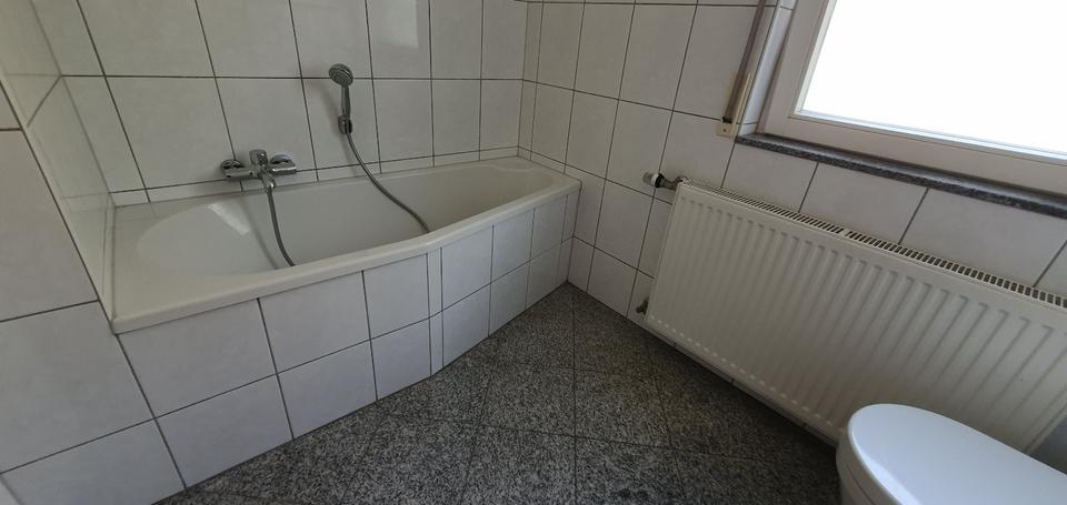 Reihenendhaus in ruhiger Lage und 6 Zimmern Provisionsfrei zimmer