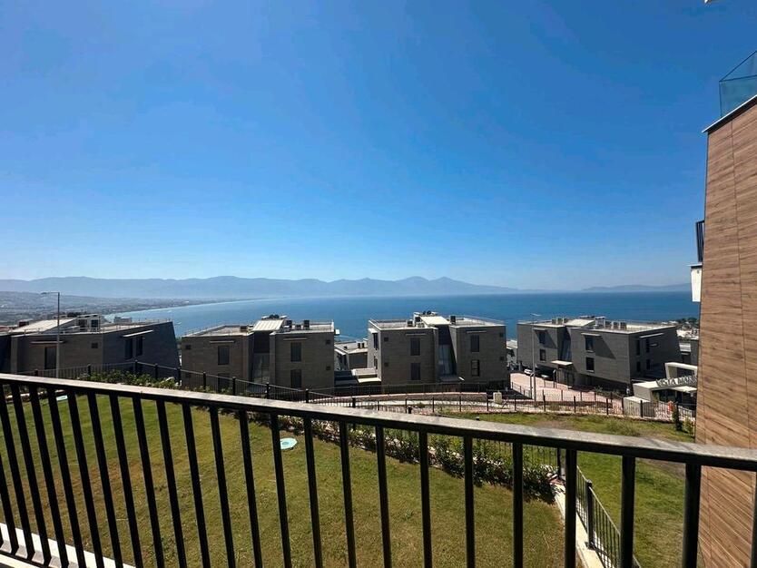 Wohnung İN TÜRKEİ KUŞADASİ MİT PANORAMA AUSSİCHT ZUM MEER