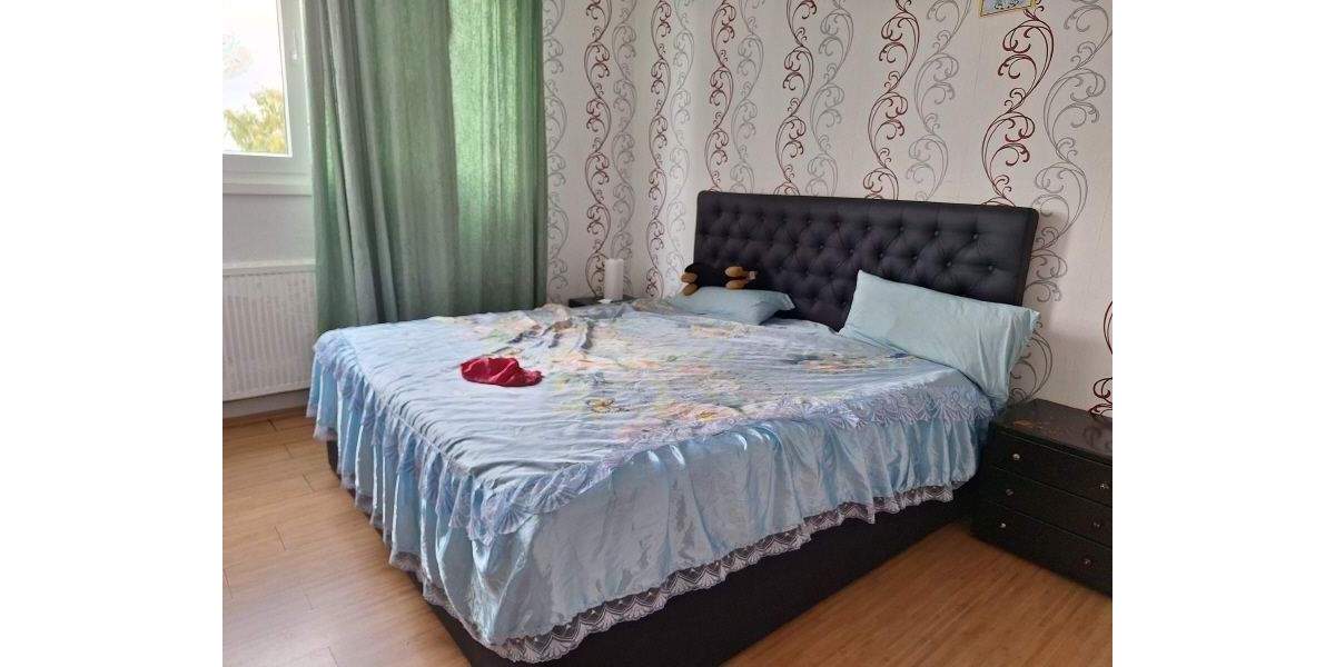 3 gut vermietete Wohnungen 8 zimmer