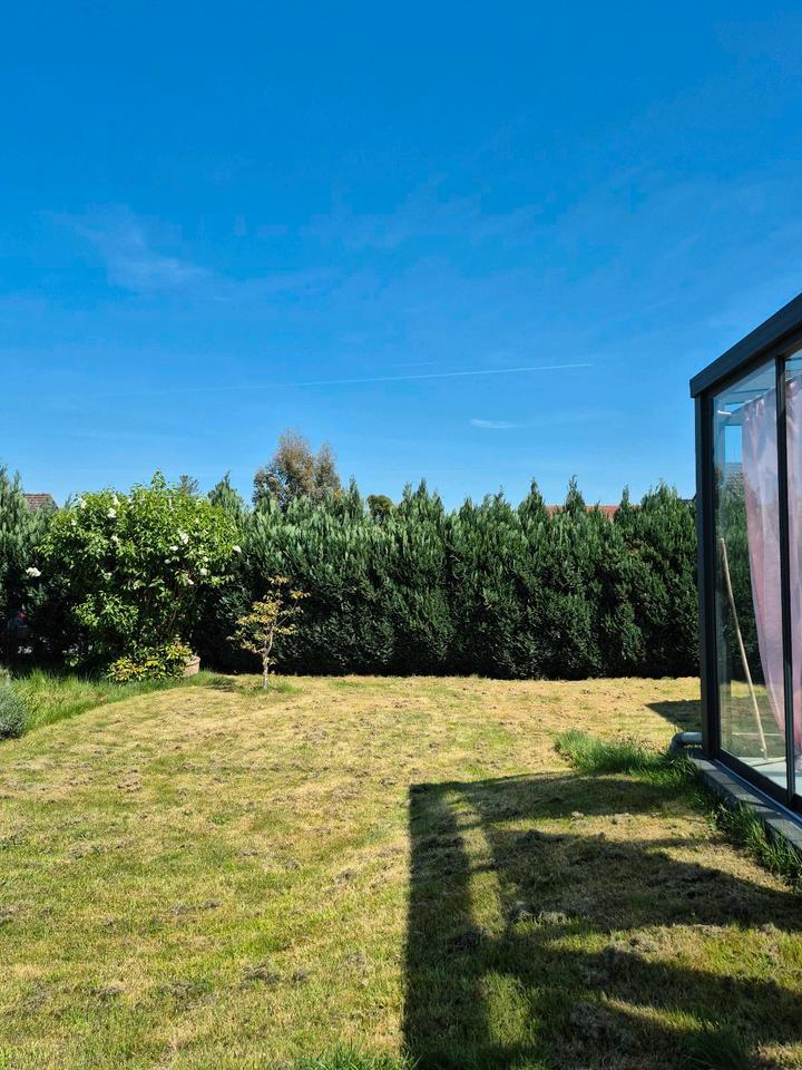 Freistehendes Traumhaus auf großem Eckgrundstück