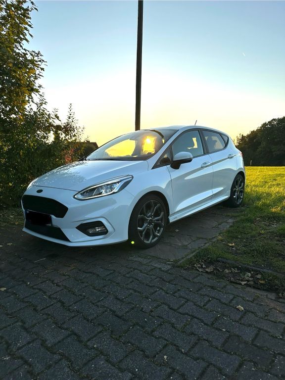 Ford Fiesta 114.000 km 9.890 € Wermelskirchen 42929