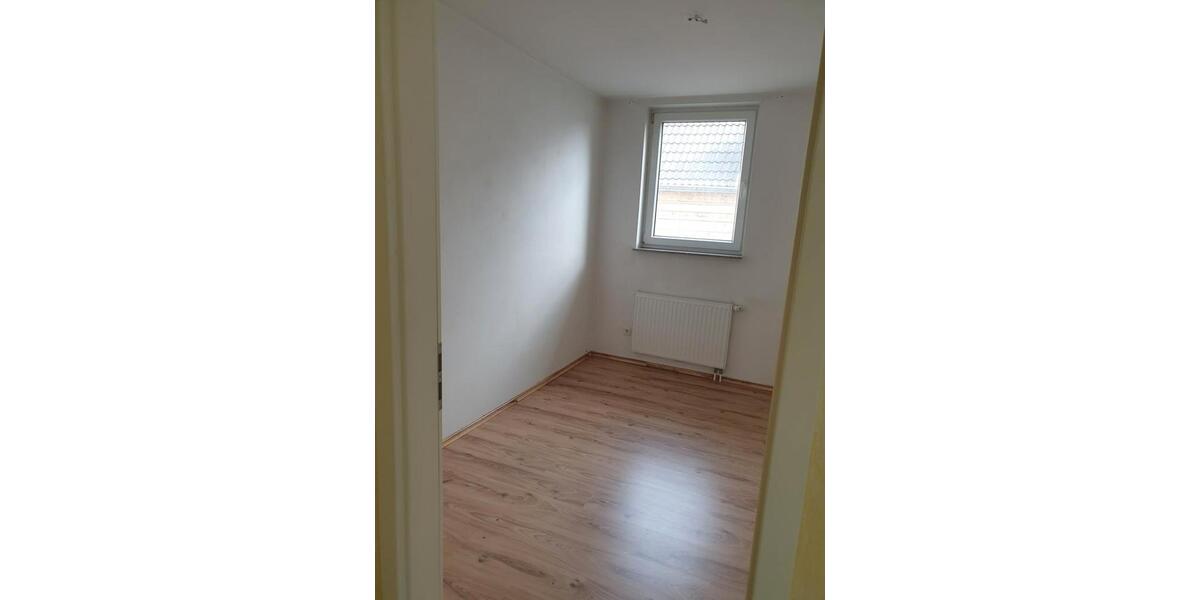 Etagenwohnung Langenfeld (Rheinland) - 3 Zimmer, 95 m&sup2;, 365.000&euro; | Angebot:26837360