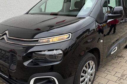 Citroen Berlingo 158.050 km 10.990 € Bergisch Gladbach 51467