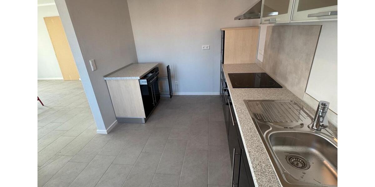 Etagenwohnung Kürten - 3 Zimmer, 92 m&sup2;, 900&euro; | Angebot:24731081