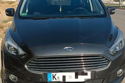 Ford S-Max 87.000 km 15.900 &euro; Köln 50767