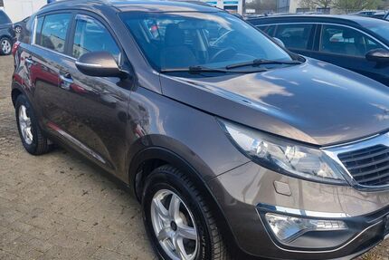 Kia Sportage 110.000 km 8.950 &euro; Wesseling 50389