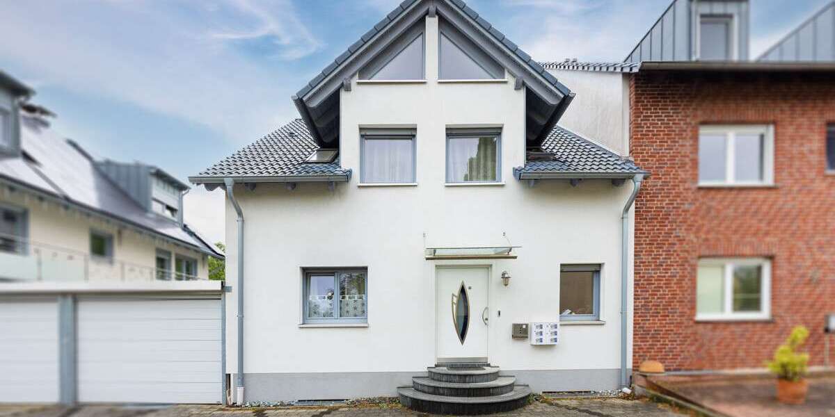 Einfamilienhaus Köln Chorweiler - 5 Zimmer, 181 m&sup2;, 985.000&euro; | Angebot:26737783