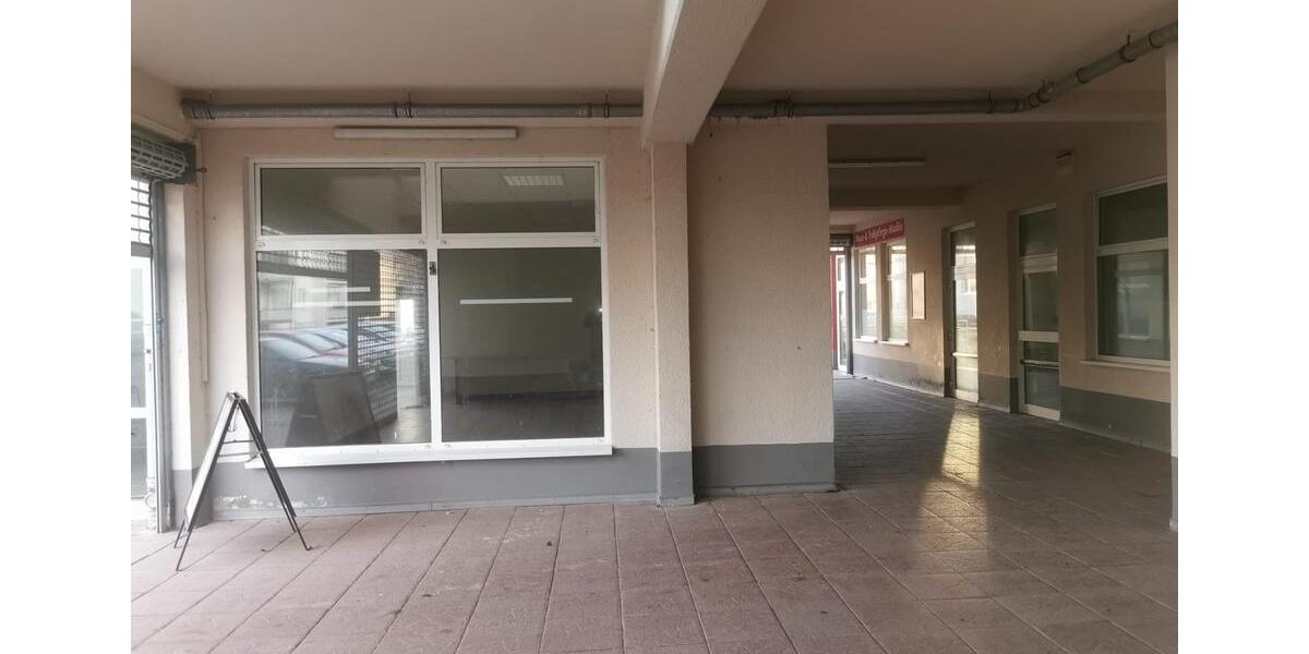 Gewerbeeinheit max ca. 160 m² auch teilbar Büro Praxis Handel zimmer